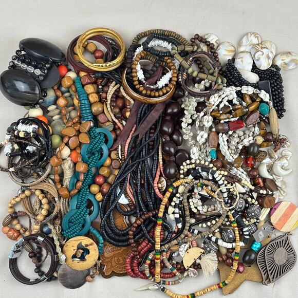 Craft Jewelry Lot - 3 lb Wood Shell Shark Tooth Beads Stones Necklaces Bracelets - Picture 1 of 12